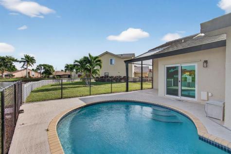 6425 96TH Place Boynton Beach FL 33437