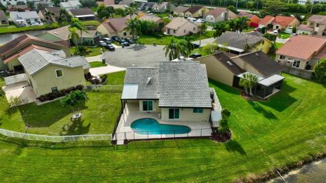 6425 96TH Place Boynton Beach FL 33437