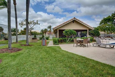 6425 96TH Place Boynton Beach FL 33437