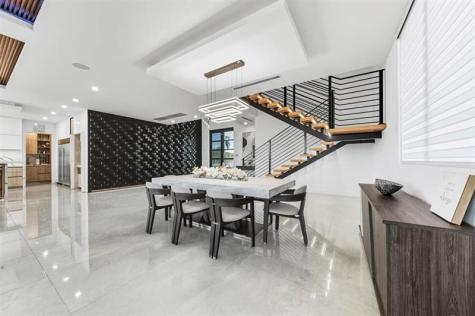 2581 NE 50th Street Lighthouse Point FL 33064