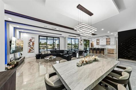 2581 NE 50th Street Lighthouse Point FL 33064