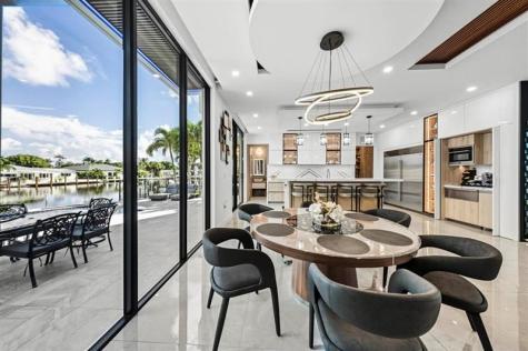 2581 NE 50th Street Lighthouse Point FL 33064