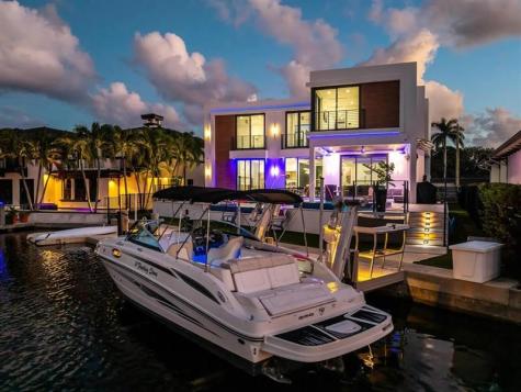 2581 NE 50th Street Lighthouse Point FL 33064