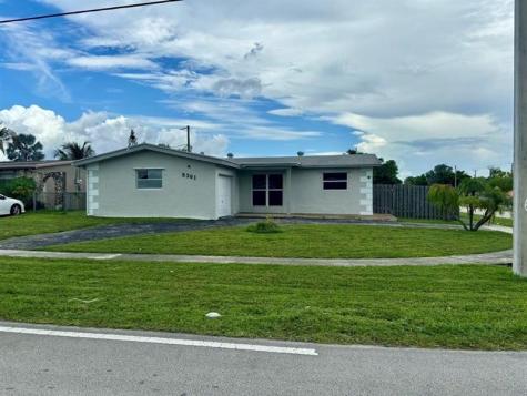 8361 NW 27th Place Sunrise FL 33322