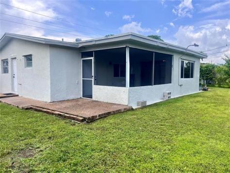 8361 NW 27th Place Sunrise FL 33322