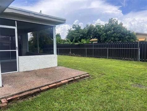 8361 NW 27th Place Sunrise FL 33322