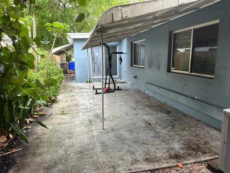 2815 Madison Street Hollywood FL 33020