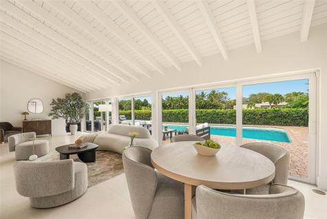 4877 Pineview Circle Delray Beach FL 33445