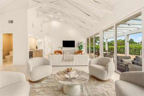 4877 Pineview Circle Delray Beach FL 33445