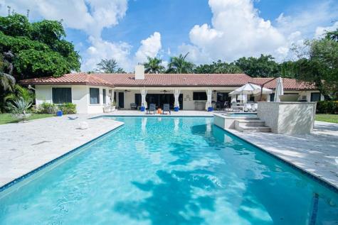 8208 Twin Lake Drive Boca Raton FL 33496