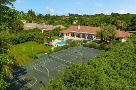 8208 Twin Lake Drive Boca Raton FL 33496