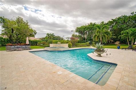 8208 Twin Lake Drive Boca Raton FL 33496