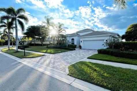 9016 Lakes Boulevard West Palm Beach FL 33412