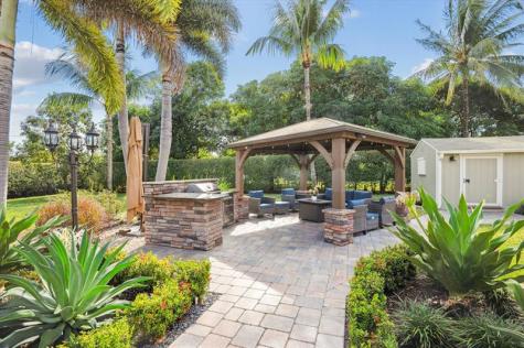 112 SW 24th Avenue Boynton Beach FL 33435