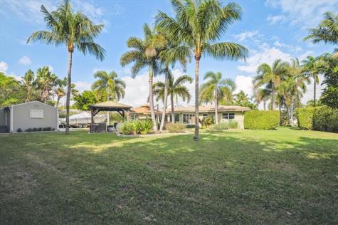 112 SW 24th Avenue Boynton Beach FL 33435