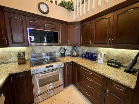 6953 Columbia Court Margate FL 33063
