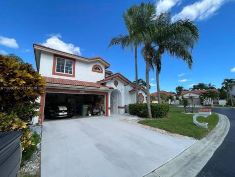 6953 Columbia Court Margate FL 33063