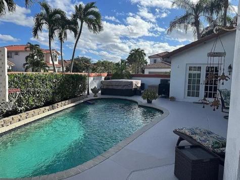 6953 Columbia Court Margate FL 33063
