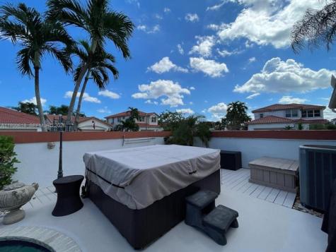 6953 Columbia Court Margate FL 33063