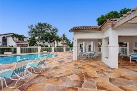 6953 Columbia Court Margate FL 33063
