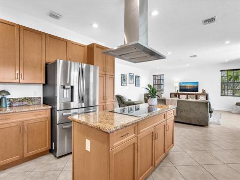6806 Lakeside Circle Davie FL 33314
