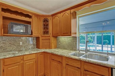 2300 NE 37th Drive Fort Lauderdale FL 33308