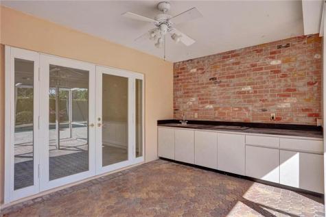 2300 NE 37th Drive Fort Lauderdale FL 33308