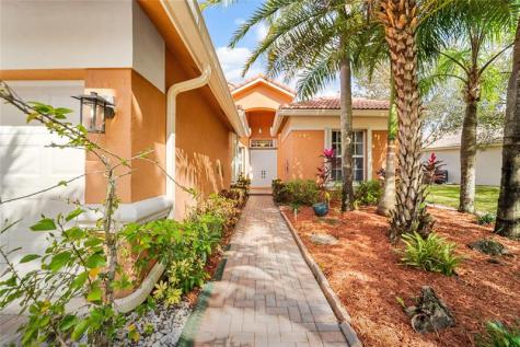 11183 NW 69th Place Parkland FL 33076