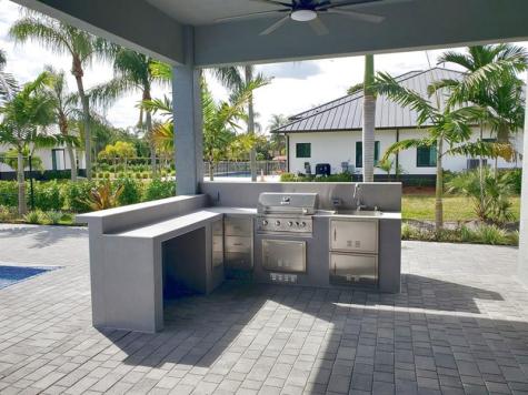 11000 SW 30th Court Davie FL 33328