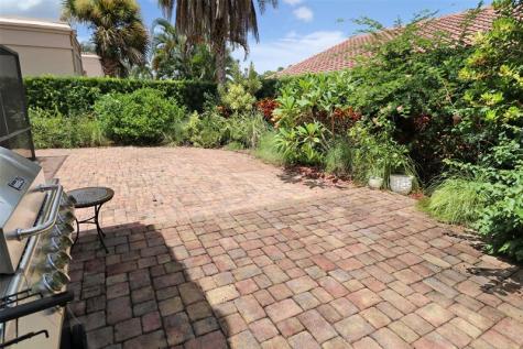 2851 Via Venezia Deerfield Beach FL 33442