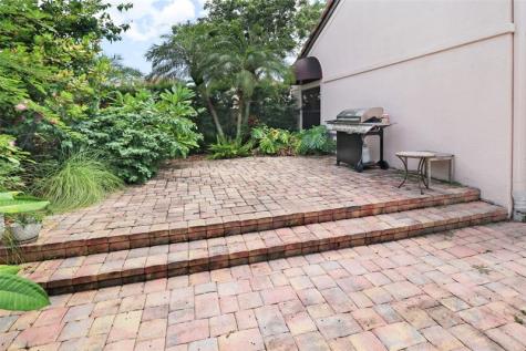 2851 Via Venezia Deerfield Beach FL 33442