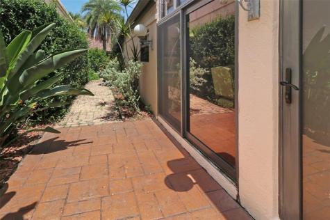 2851 Via Venezia Deerfield Beach FL 33442