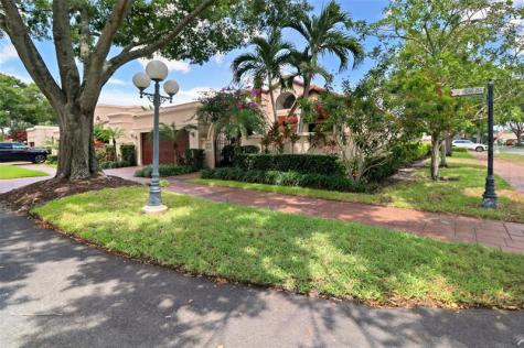 2851 Via Venezia Deerfield Beach FL 33442