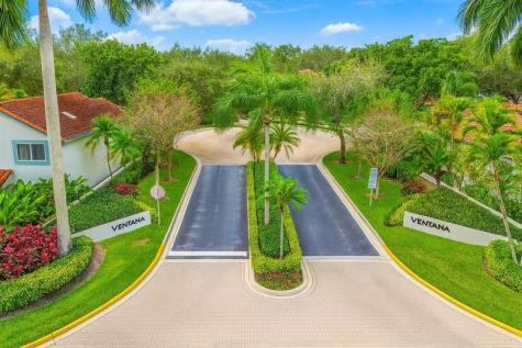 9801 NW 5th Court Plantation FL 33324