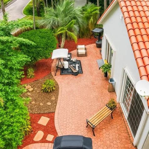 9801 NW 5th Court Plantation FL 33324