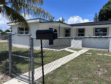 1835 NW 122nd Street Miami FL 33167