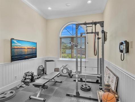 4431 NE 24th Avenue Lighthouse Point FL 33064