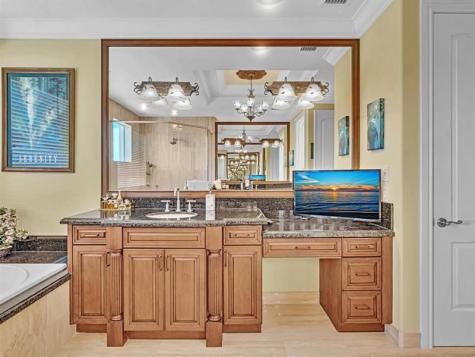 4431 NE 24th Avenue Lighthouse Point FL 33064