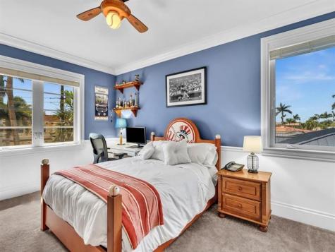 4431 NE 24th Avenue Lighthouse Point FL 33064