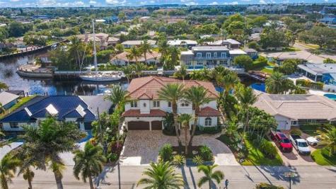 4431 NE 24th Avenue Lighthouse Point FL 33064