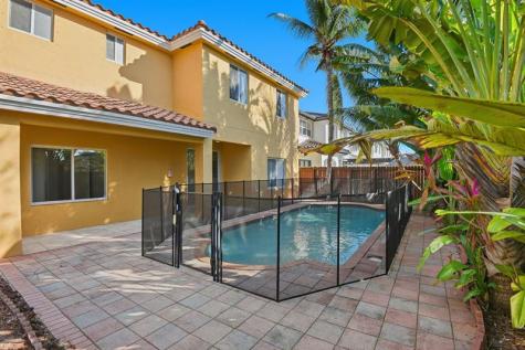 15320 SW 141st Court Miami FL 33177