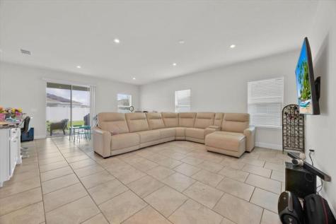 541 Rominger Loop Apopka FL 32712