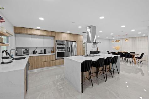 136 Greens Road Hollywood FL 33021