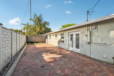 2216 NW 2nd Avenue Wilton Manors FL 33311