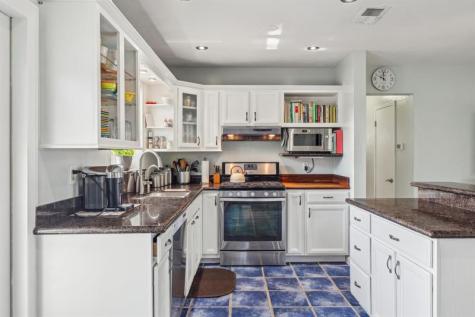 2216 NW 2nd Avenue Wilton Manors FL 33311