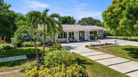 1600 Yale Drive Hollywood FL 33021