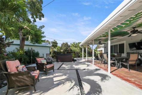 1600 Yale Drive Hollywood FL 33021