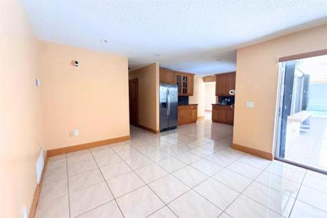 8800 NW 3 Street Pembroke Pines FL 33024