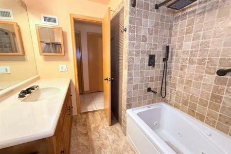 8800 NW 3 Street Pembroke Pines FL 33024