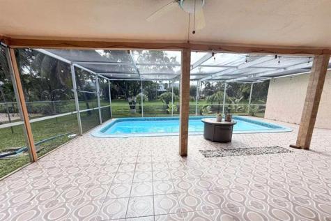 8800 NW 3 Street Pembroke Pines FL 33024